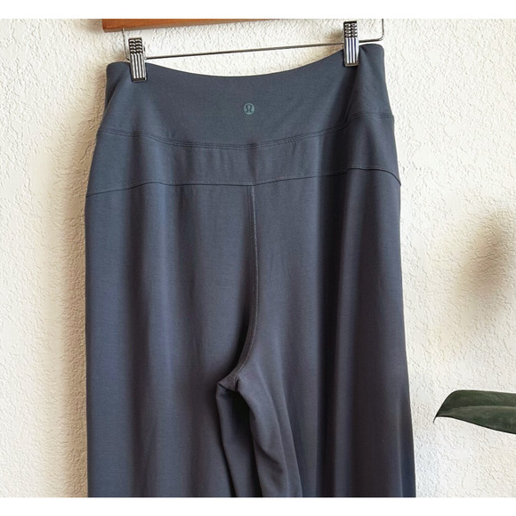 Lululemon Womens Wide Leg Crop Sweatpants Size 6 Lounge Soft Pull-On Athleisure - Picture 5 of 10